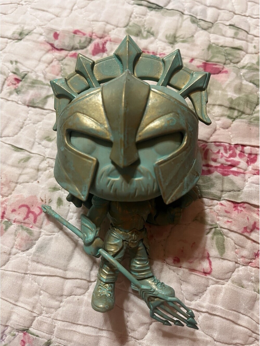 Vaulted Funko Pop Aquaman Arthur Curry Gladiator Patina #244 Walmart Exclusive
